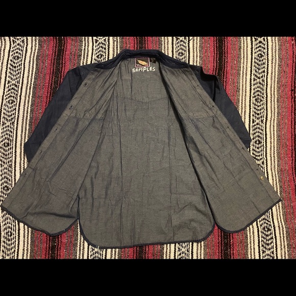 Women’s VTG Lone Feather button up - Picture 3 of 10